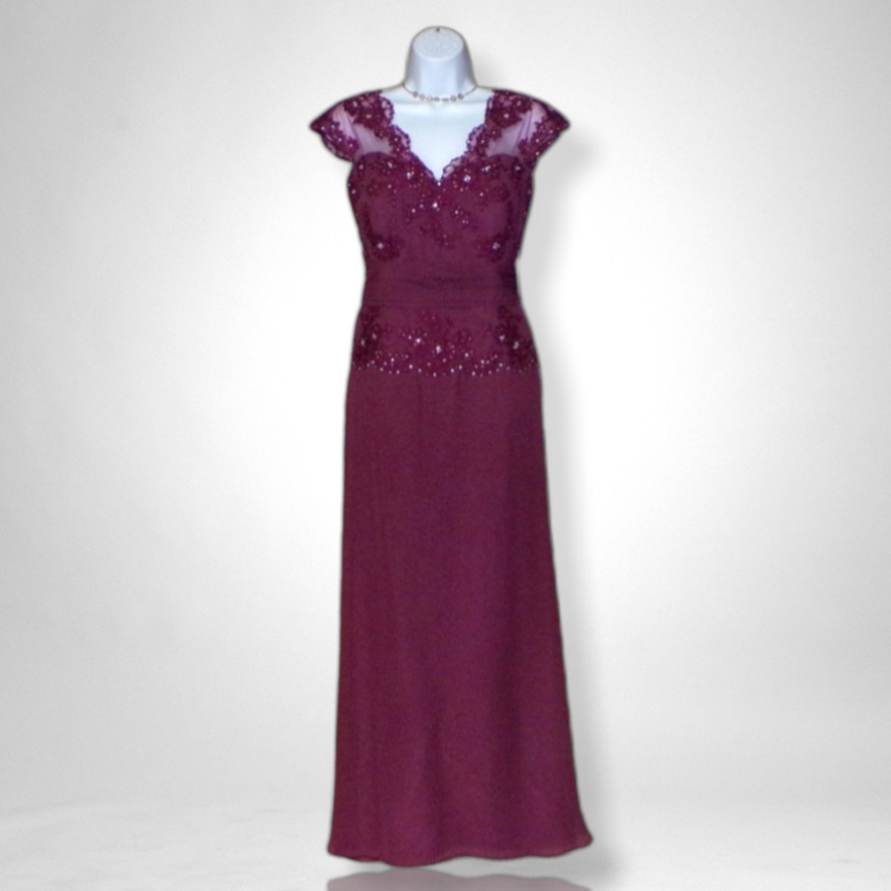 NWOT Jade by Jasmine Long Dress